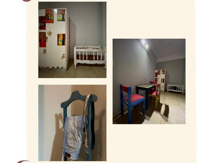 غرفة عائلية, Un Rincón En Las Sierras