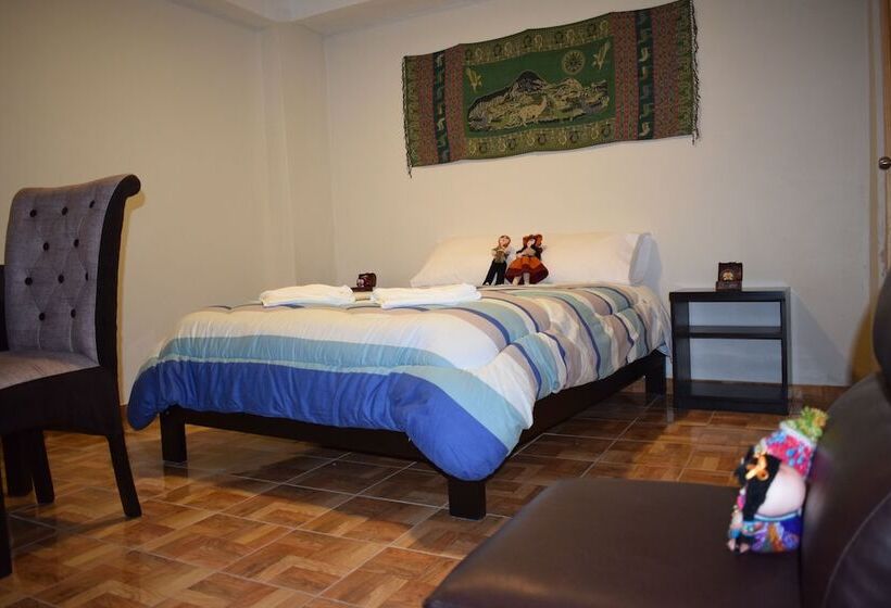 标准间, Ruinas View