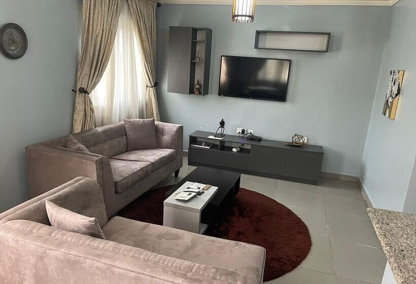 آپارتمان 2 خوابه, Nigus House