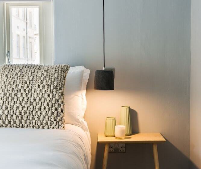 Апартаменты 1 Спальня, Hiding Space   St Catherine S Hospital