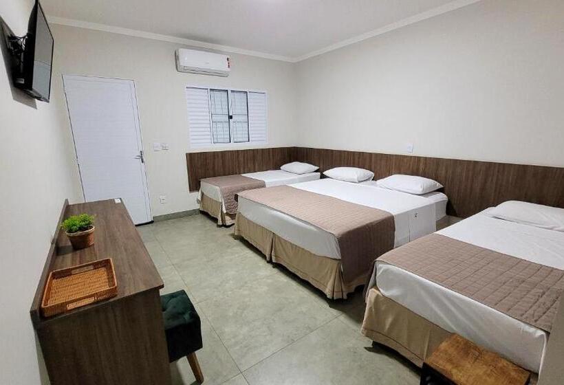 スタンダードトリプルルーム, Pousada Parque Das Aguas