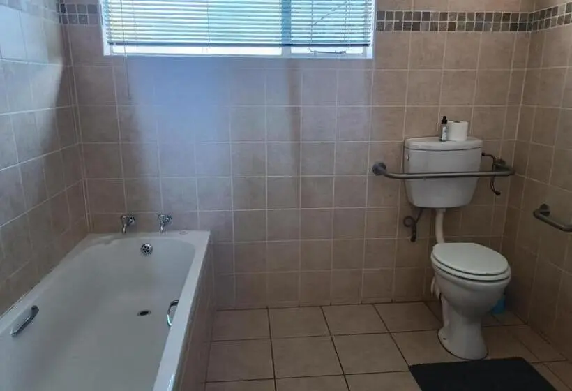 اتاق استاندارد, Orchard Guesthouse