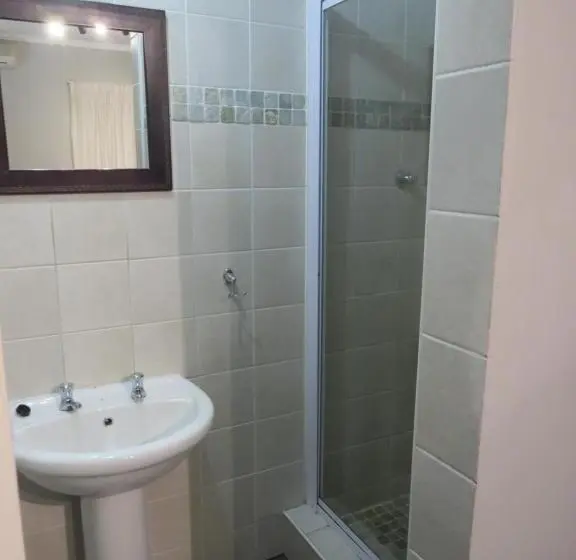 اتاق لوکس خانوادگی, Orchard Guesthouse