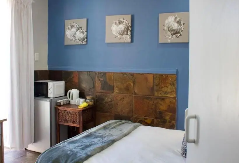 اتاق اکونومی, Orchard Guesthouse
