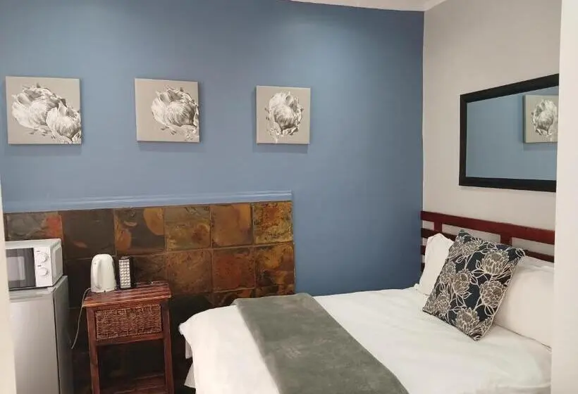اتاق اکونومی, Orchard Guesthouse