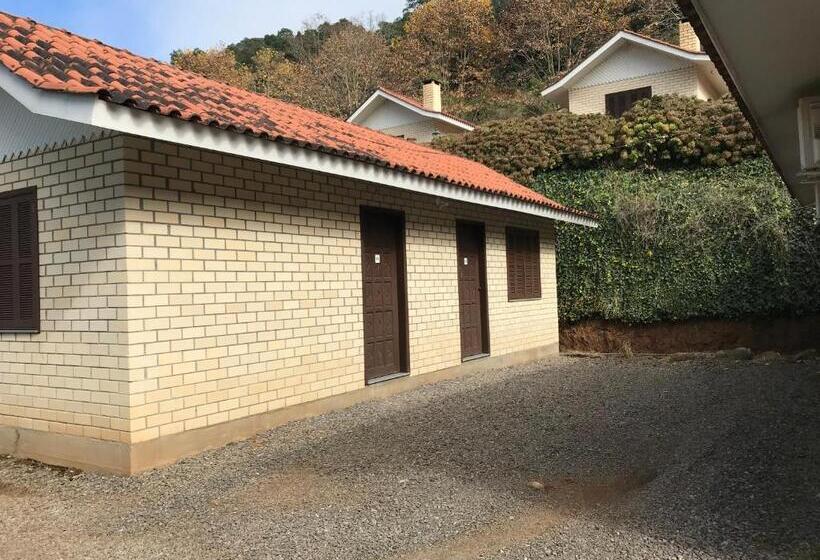 스탠다드 트리플 룸, Pousada Parque Das Pitangueiras