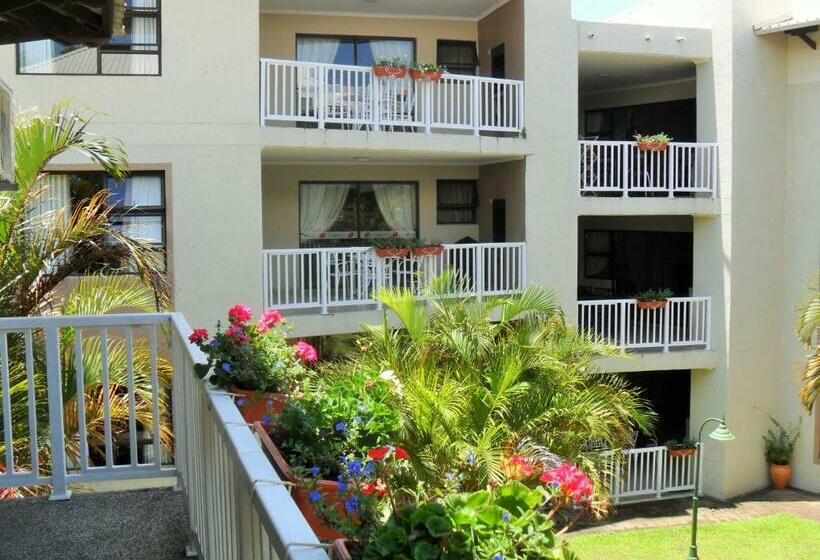 Апартаменты 2 Спальни, Uvongo River Resort