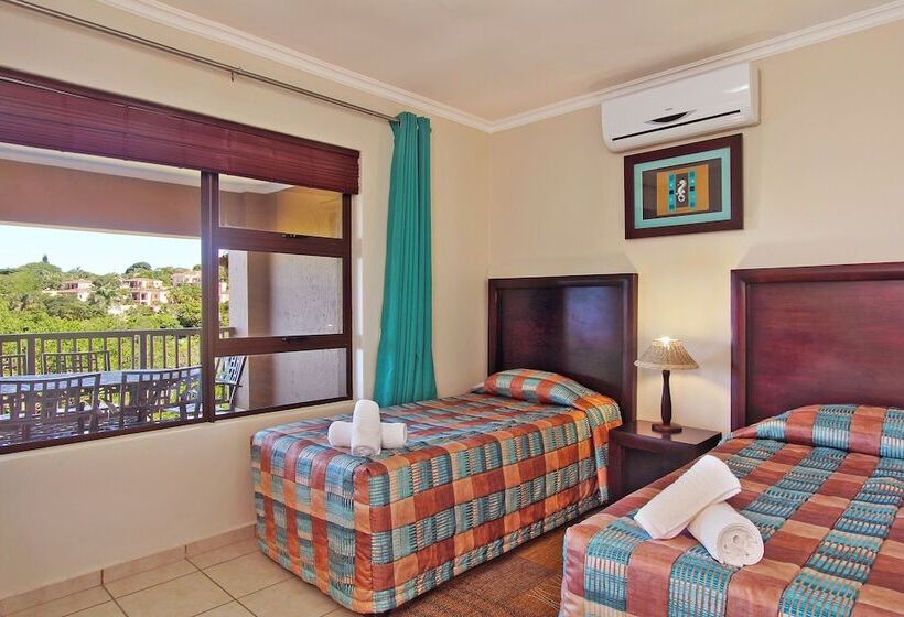 Апартаменты 2 Спальни, Uvongo River Resort