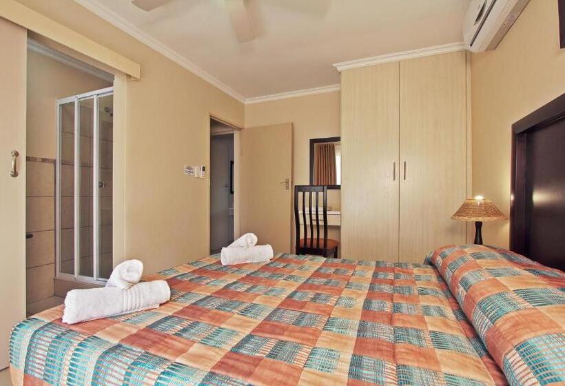 Апартаменты 3 Спальни, Uvongo River Resort