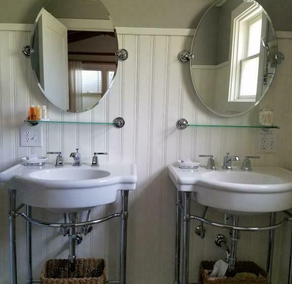 デラックススタジオ, China Creek Cottages