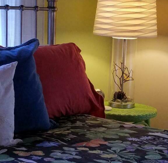 デラックススタジオ, China Creek Cottages