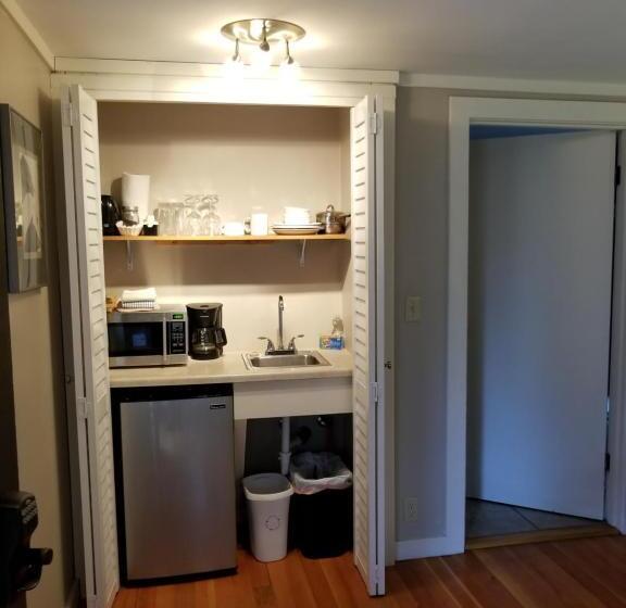 スタンダードルーム, China Creek Cottages