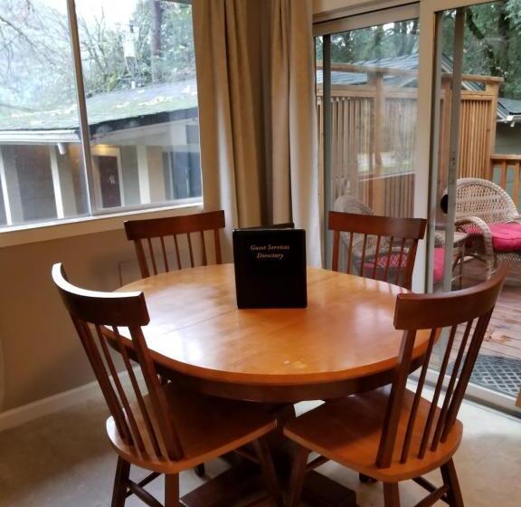 Номер Стандарт, China Creek Cottages