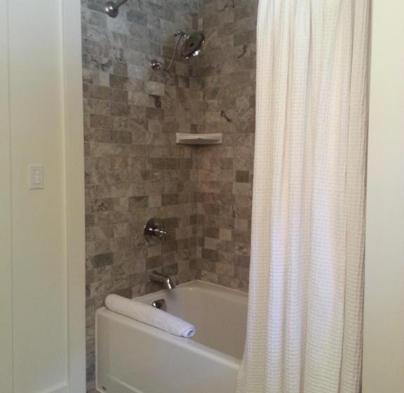 スイート, China Creek Cottages