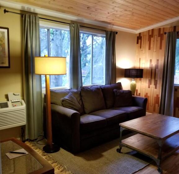 スイート, China Creek Cottages