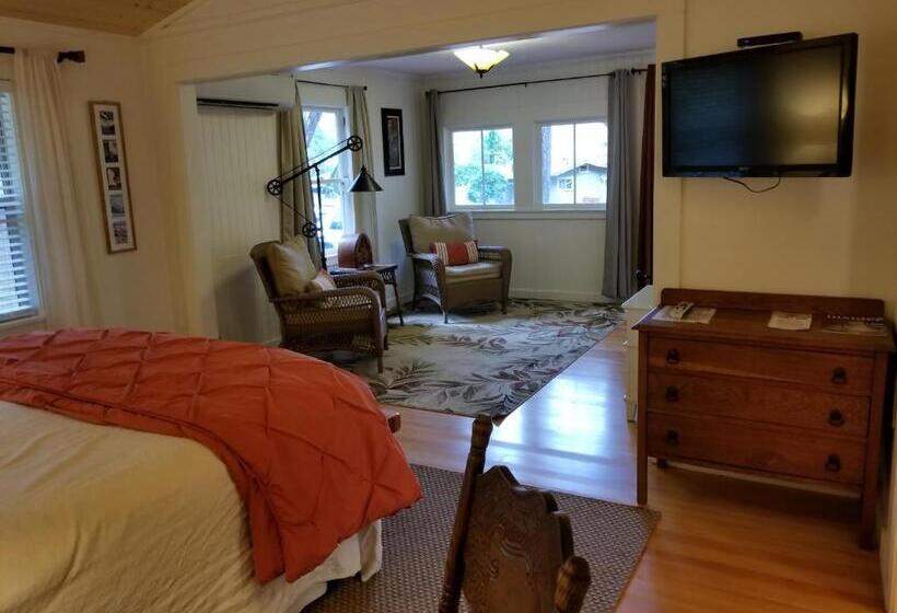 Студия Deluxe, China Creek Cottages