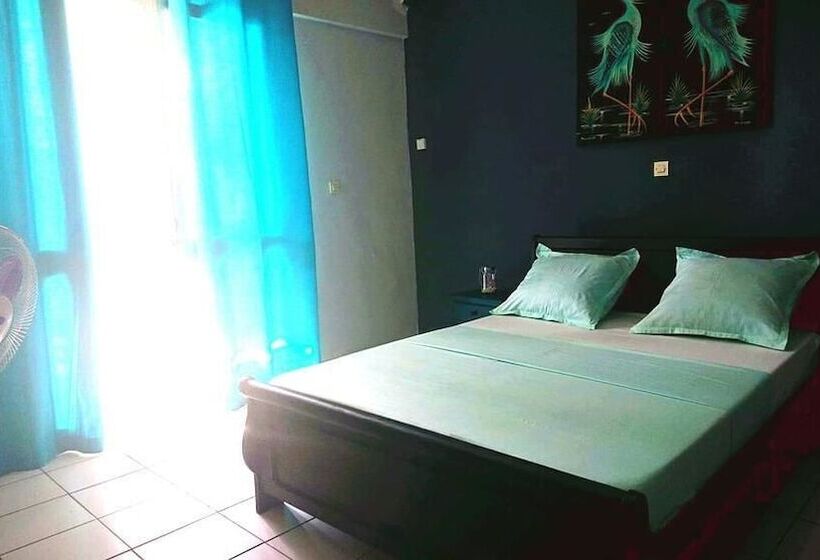 اتاق استاندارد, La Maison