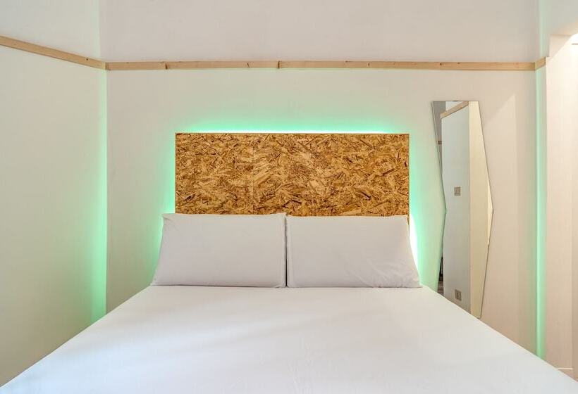 اتاق لوکس, Smoorooms Ostiense