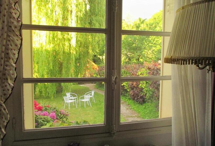 Standard room with outdoor bath, Le Cottage Bnb Chambres Dhotes Paris Saclay