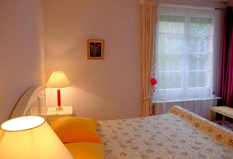 Standard room with outdoor bath, Le Cottage Bnb Chambres Dhotes Paris Saclay