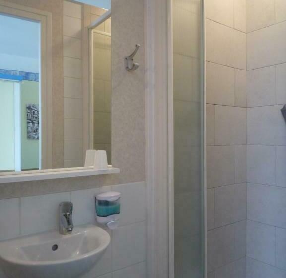 إستديو عائلى, Au Relais Du Parc De Millevaches