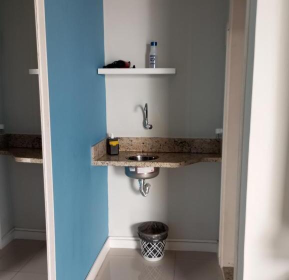 اتاق استاندارد یک نفره, More Só