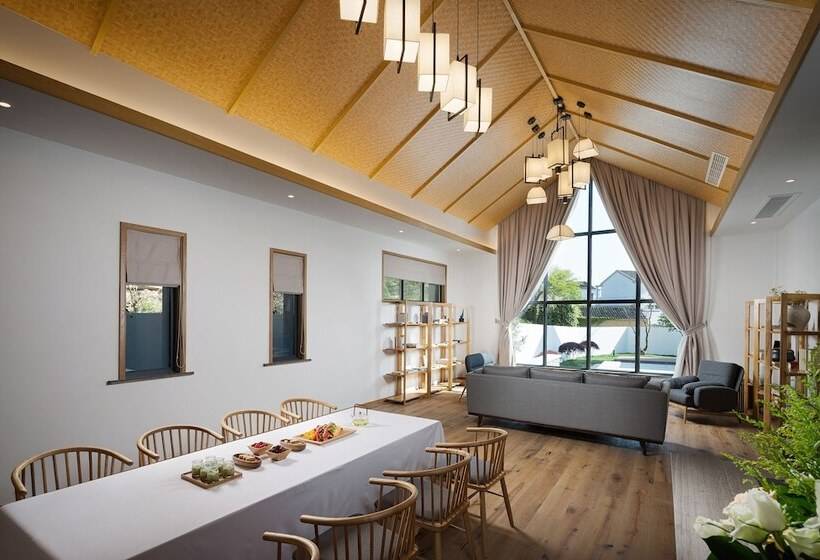 스탠다드 룸, Bloom Over The Sea By Jinspecial