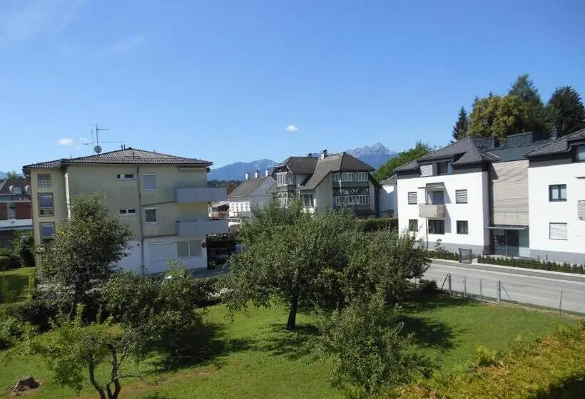 اتاق استاندارد, Seebär Velden