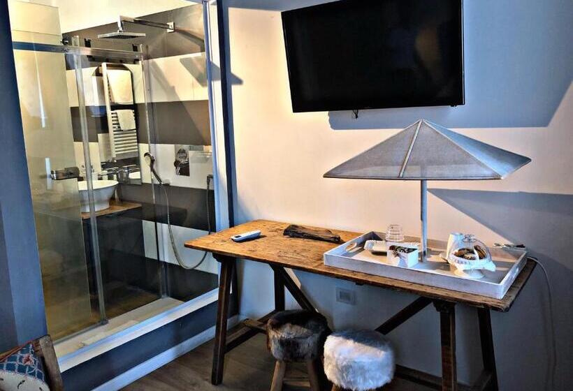 اتاق استاندارد, A Casa Di V Ale