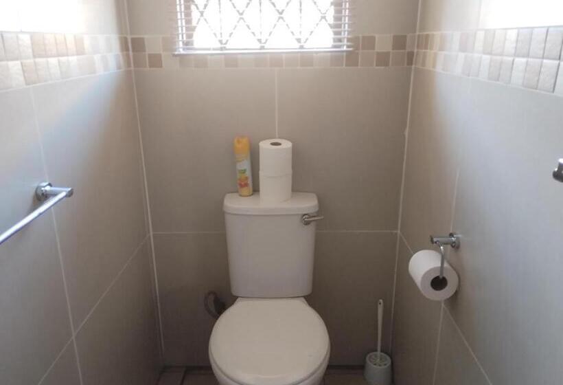 デラックスルーム, Tokelo Guesthouse Emalahleni