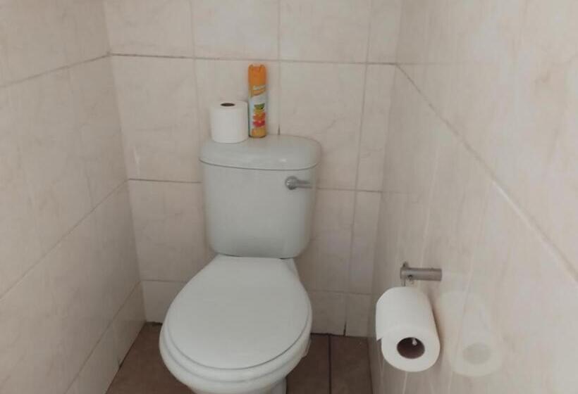 スタンダードルーム, Tokelo Guesthouse Emalahleni