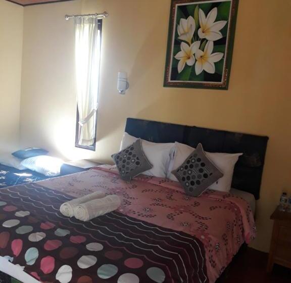 חדר אקונומי, Sugi Gede Homestay