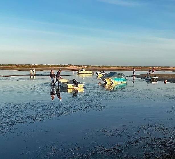 جناح سوبيريور مطل علي البحر, Tidal Retreat