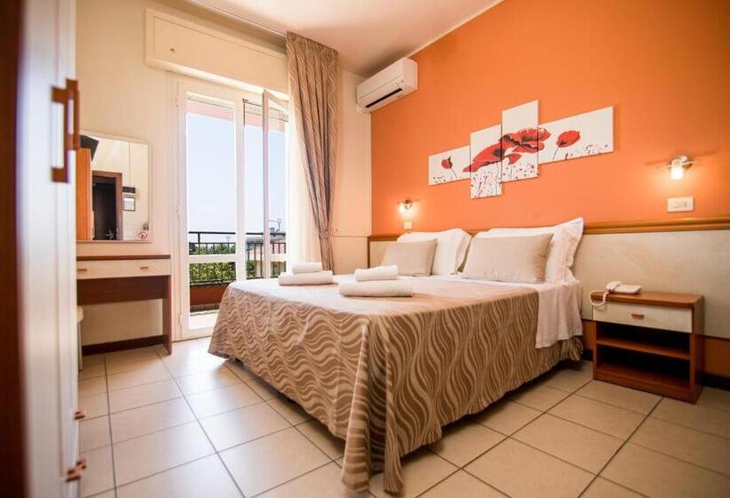 غرفة ديلوكس, Unique