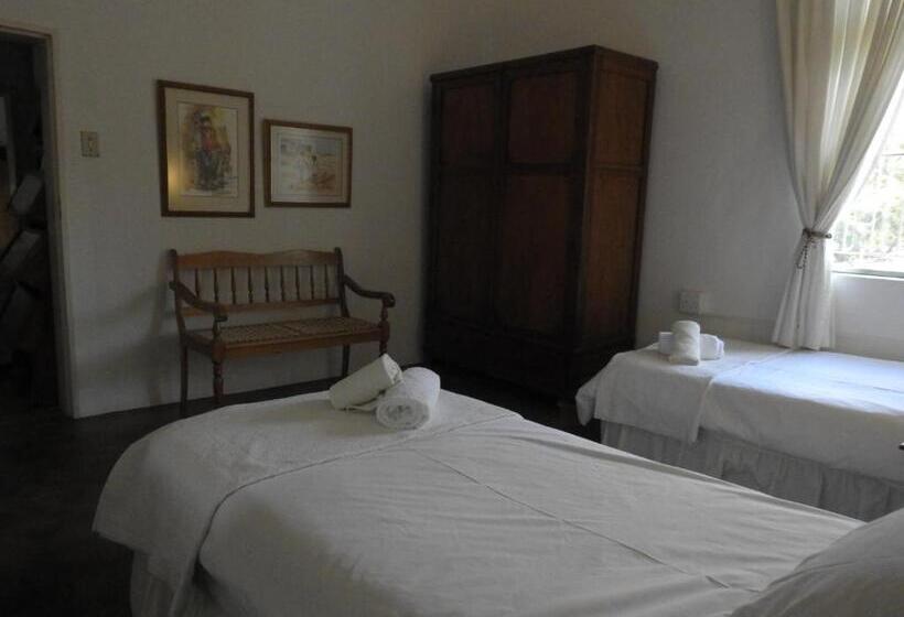 اتاق استاندارد, Hh 820 Accomodation