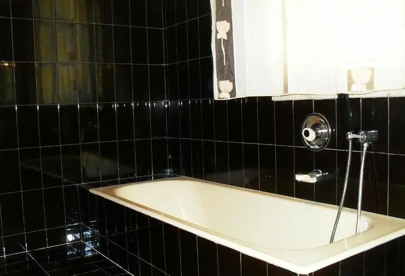 اتاق راحتی سه تخته, I 13 Cavalieri Guest House