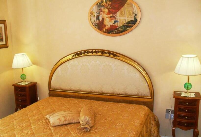 اتاق ساده سه نفره, I 13 Cavalieri Guest House