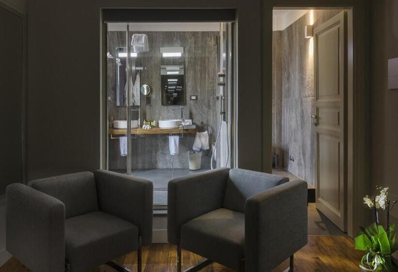 اتاق استاندارد با بالکن, Palazzo Cini Luxury Rooms In Pisa