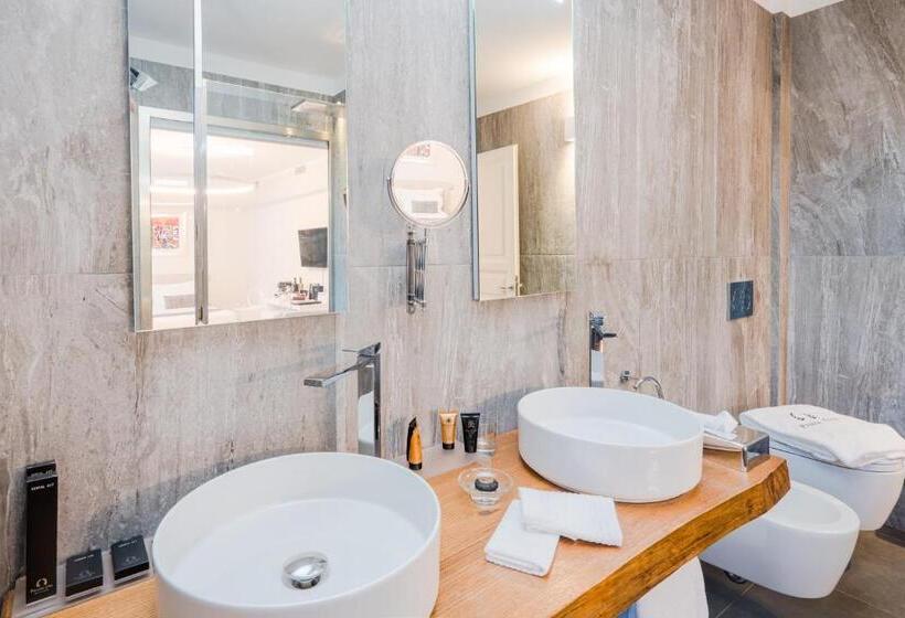 اتاق استاندارد با بالکن, Palazzo Cini Luxury Rooms In Pisa