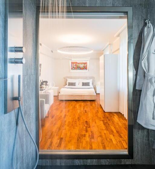 اتاق استاندارد با بالکن, Palazzo Cini Luxury Rooms In Pisa