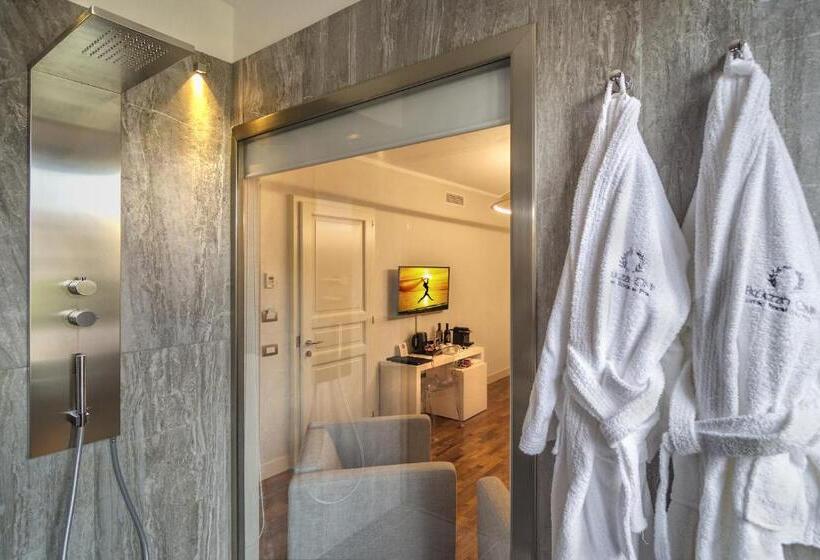 اتاق استاندارد با بالکن, Palazzo Cini Luxury Rooms In Pisa