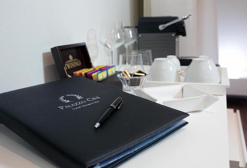 اتاق سوپریور سه تخته, Palazzo Cini Luxury Rooms In Pisa