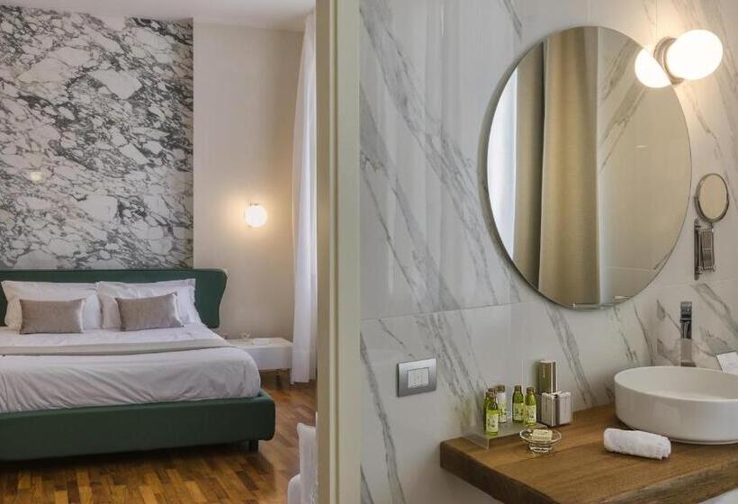 اتاق سوپریور سه تخته, Palazzo Cini Luxury Rooms In Pisa