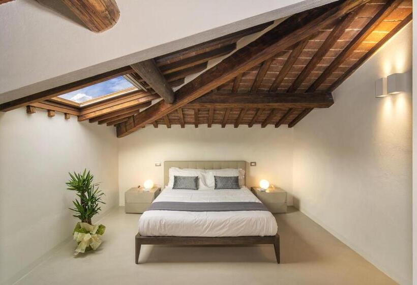 سوییت جونیور, Palazzo Cini Luxury Rooms In Pisa