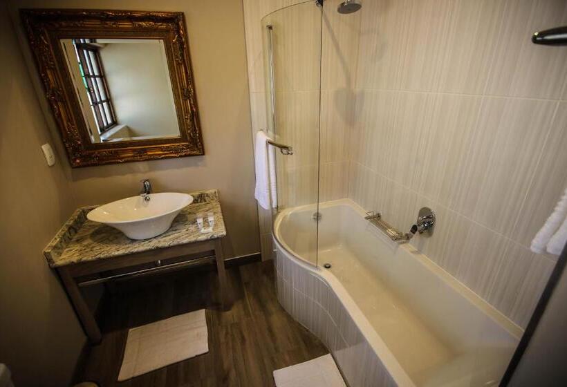 חדר סטנדרט, Three Rivers Lodge And Villas