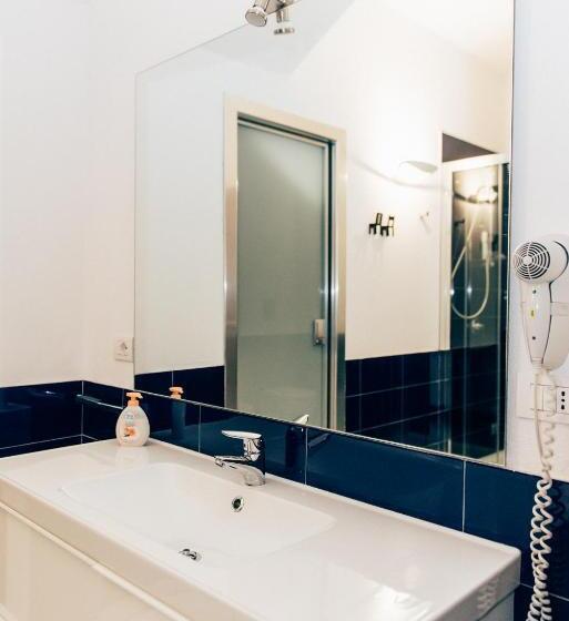 חדר דלוקס, In Vacanza A Gaeta   B&b L Elica