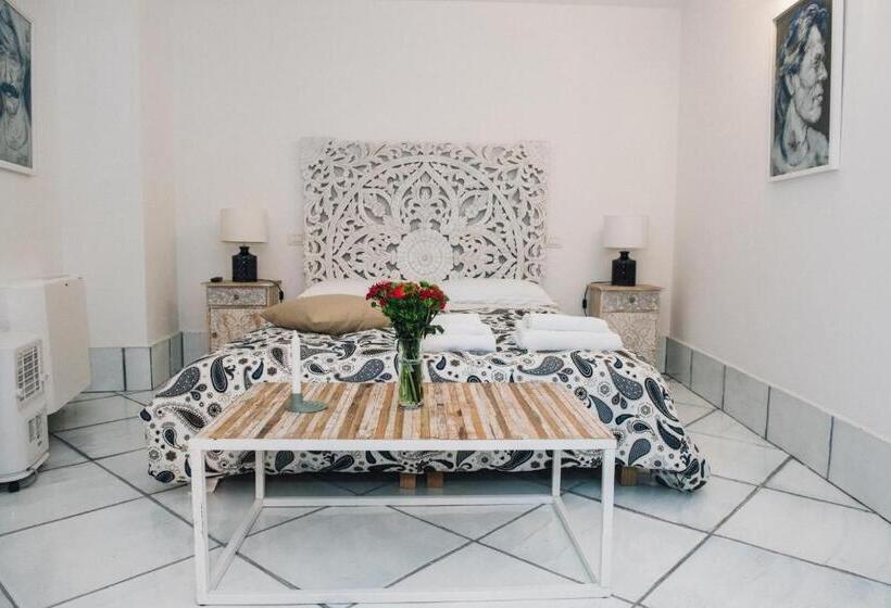 חדר סטנדרט, In Vacanza A Gaeta   B&b L Elica