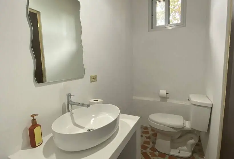 ベーシックルーム, La Qhia Eco Retreat