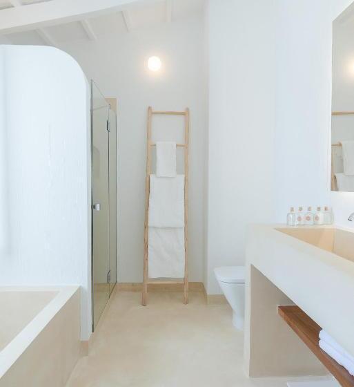 テラス付スイート, Llonga S 11th Youth Hostel