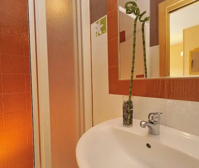 スタンダードトリプルルーム, Miralmundo Alojamientos Rurales Ayna  Hostal Rural